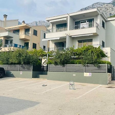 Gabrijel Apartments Makarska 1 Exterior photo